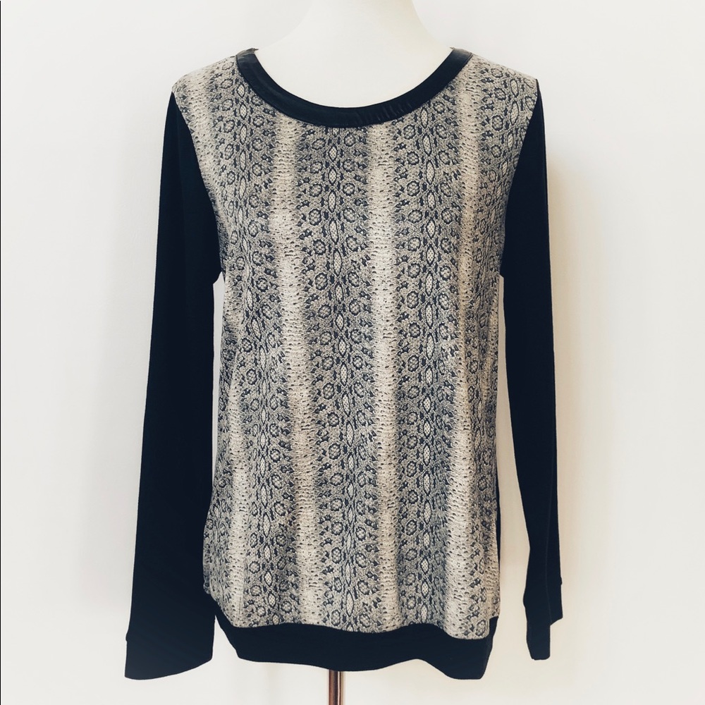 Mystree Snakeskin Print Pullover